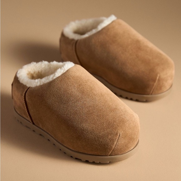 NWT UGG PUMPED SLIDES CHESTNUT BROWN SIZE 8 - Picture 2 of 16